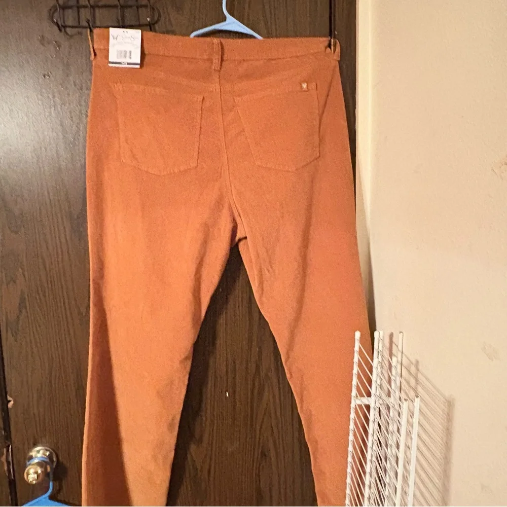 Jessica Simpson Burnt Orange Corduroy Pants - Picture 4 of 4